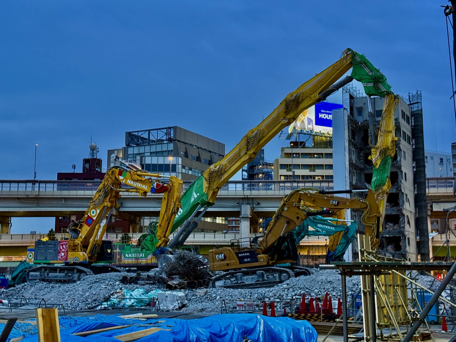 東京の重機買取業者おすすめ12選！業者の選び方と高価買取のコツとは？